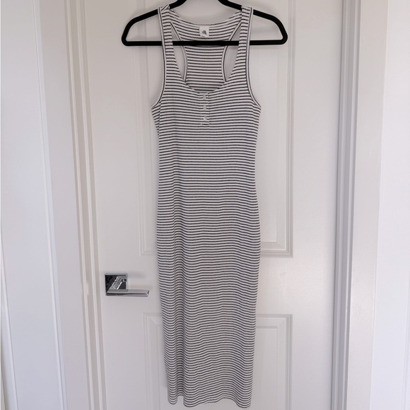 VICI Dancing On Air Striped Knit Midi Dress - Small - Picture 1 of 5